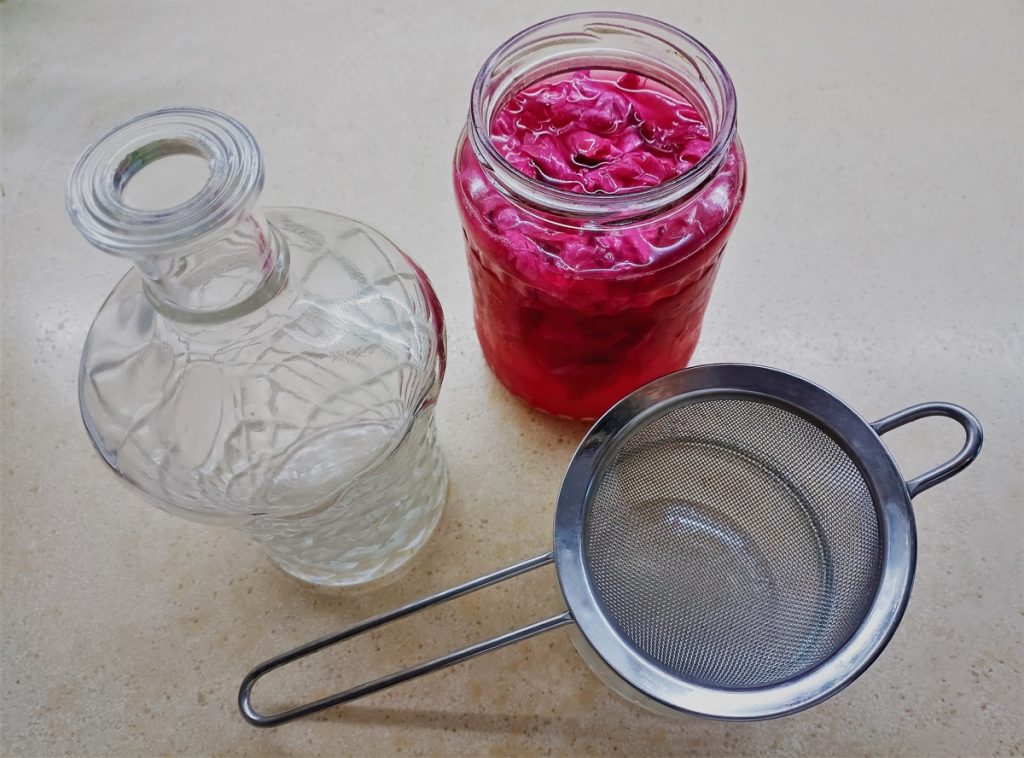preparazione ricetta infuso freddo rose